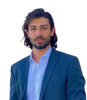 Portrait of Anthony DiCosimo, REALTOR®.